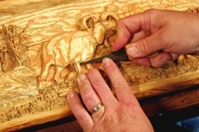 How Long Should Green Wood Dry Before Carving?